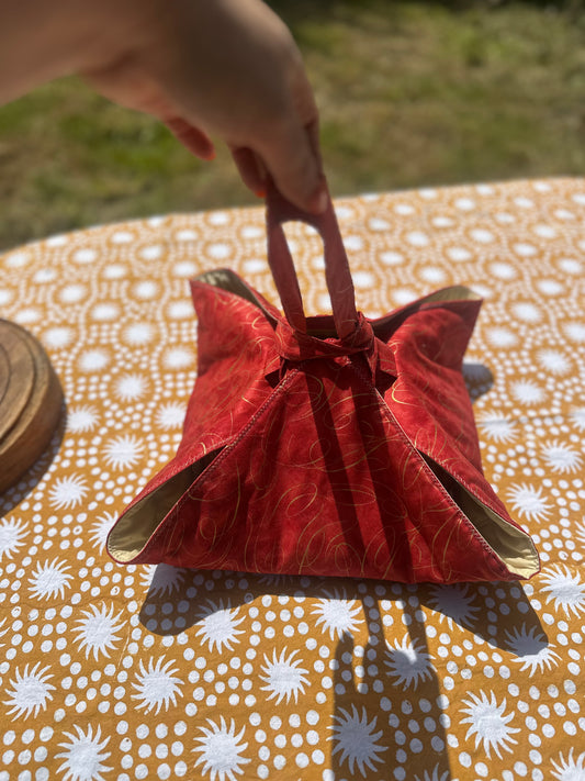 Quilted pie carrier